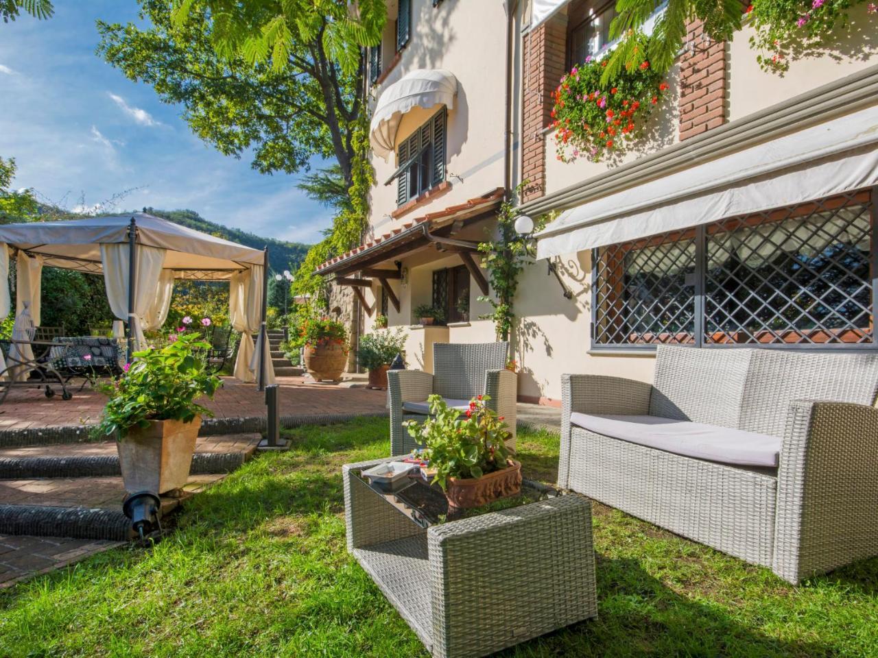 Villa Villa Campo Del Mulino By Interhome Piteccio Exteriör bild
